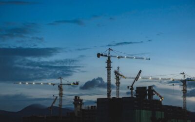 10 Critical Things to Consider Before Signing a Construction Contract